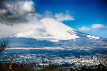 不义联盟：人间之神 视频主图