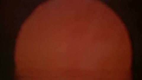 夜雨秋灯闻诡事 视频缩略图