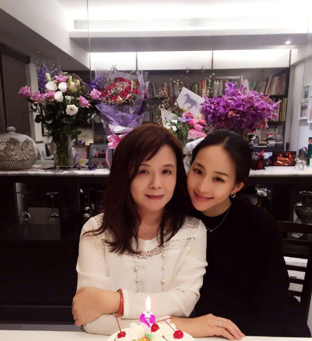 傲娇与偏见 视频缩略图