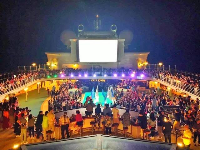 冒牌大状审死官 视频缩略图