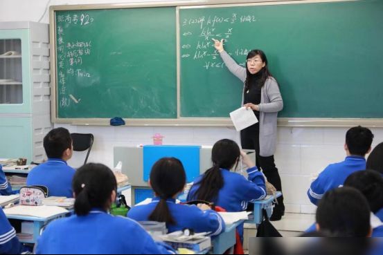 地狱边缘 视频主图