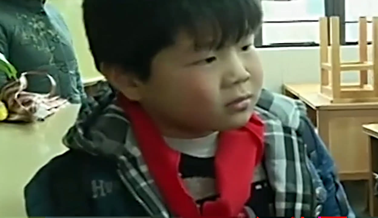 三角 视频缩略图