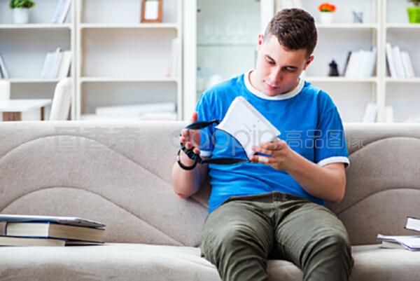 与你同形 视频主图