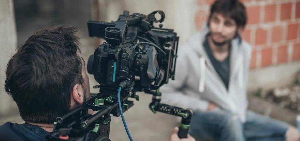 决战发财日 视频缩略图