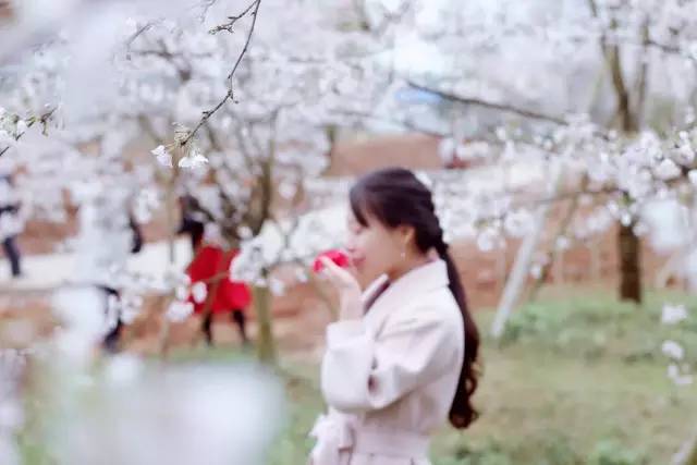 偷穿高跟鞋 视频海报