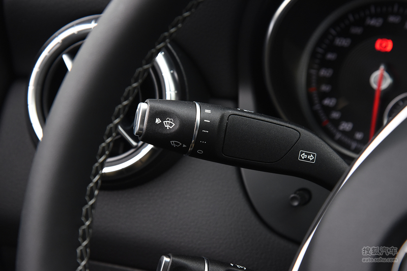 上帝的驱魔 视频缩略图