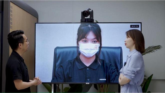 哭泣的男人2021 视频主图