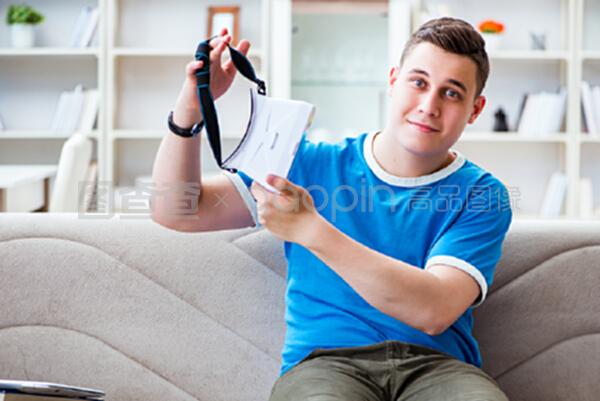 三个火枪手：米莱迪 视频缩略图