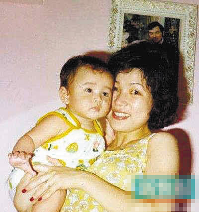 冷酷无情 冰咖啡毒杀案 视频缩略图