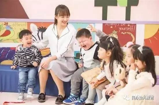 冰雪奇缘（粤语版） 视频缩略图