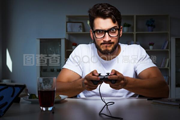 冲霄楼 视频缩略图