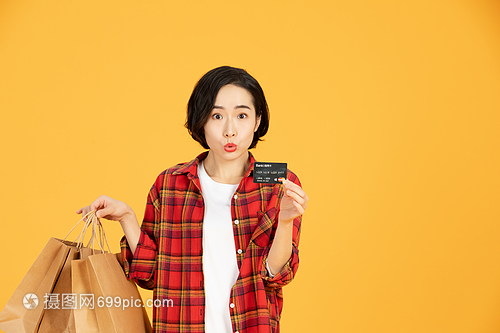 三贵情史 视频缩略图