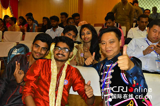 世纪审判 视频缩略图