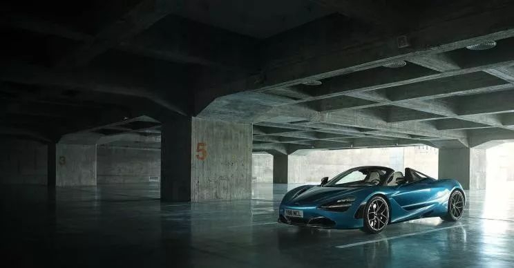 下午4点 视频海报