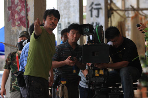 唐探1900 视频缩略图